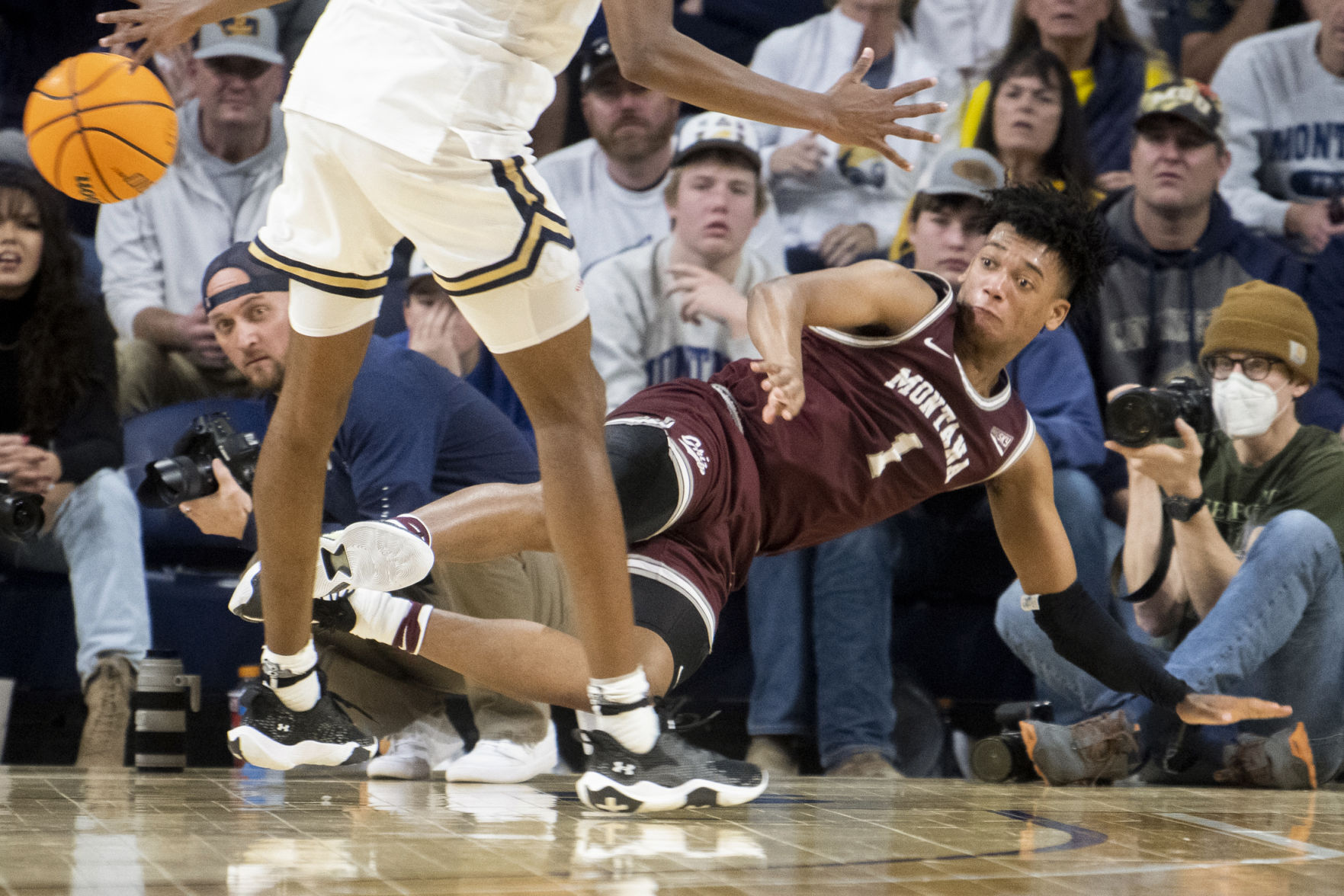 Brawl of the Wild basketball 06.JPG